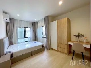 For rent 4 bedrooms house in Bang Phli, Samut Prakan