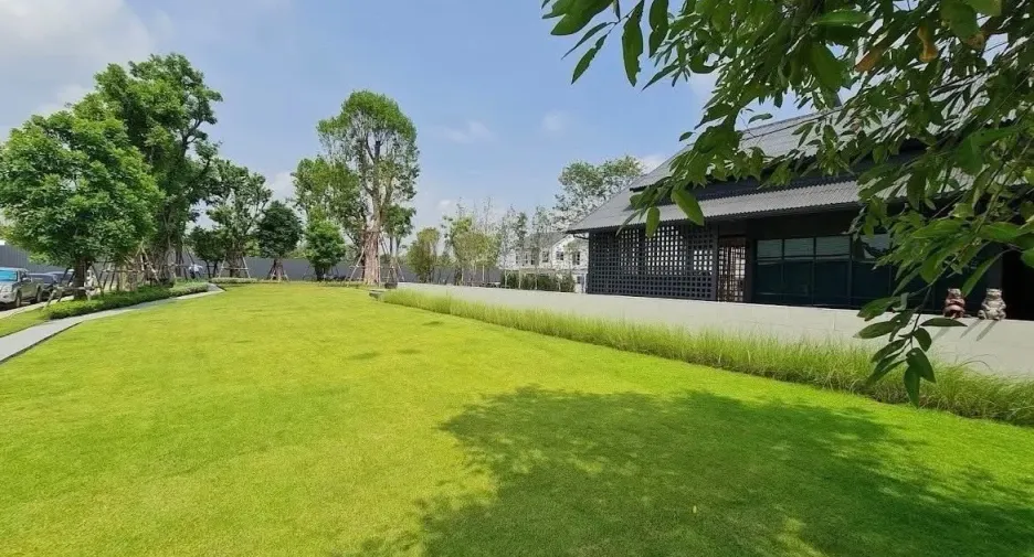 For rent 4 bedrooms house in Bang Phli, Samut Prakan