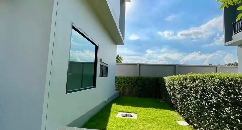 For rent 4 bedrooms house in Bang Phli, Samut Prakan