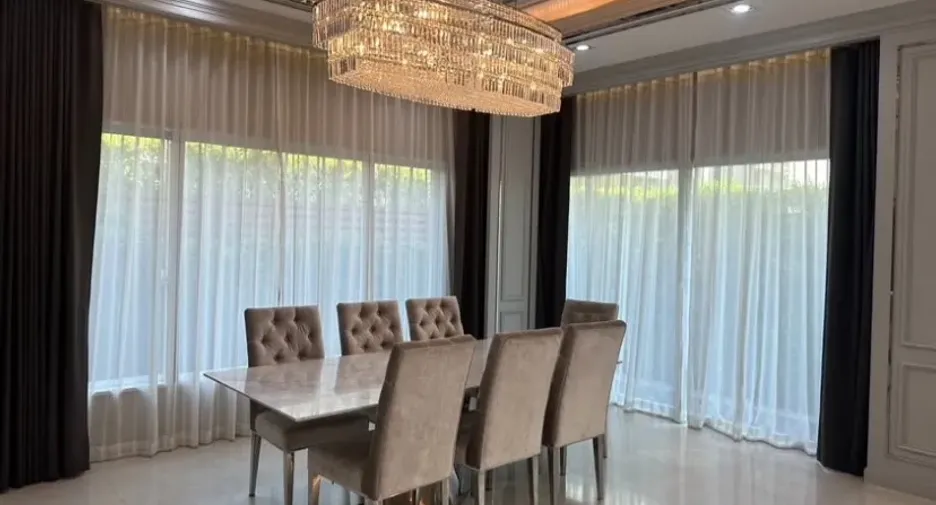 Haus zur Miete und zum Kauf mit 5 Zimmer in Prawet, Bangkok