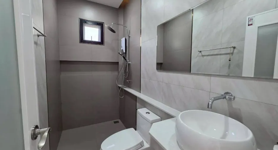 For rent 3 ベッドルーム villa in Pran Buri, Prachuap Khiri Khan