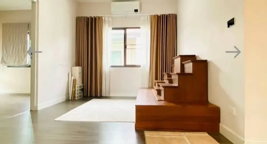 For sale 3 bedrooms house in Saphan Sung, Bangkok
