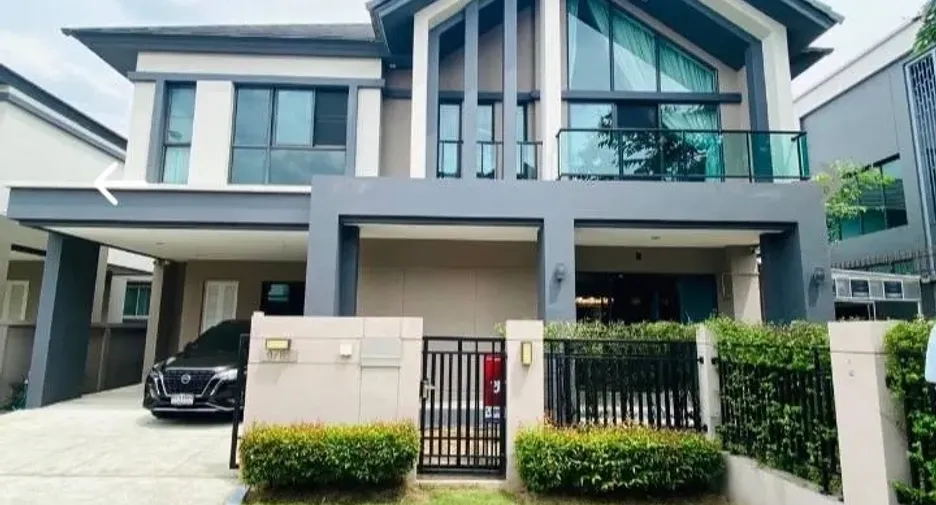 For sale 3 bedrooms house in Saphan Sung, Bangkok