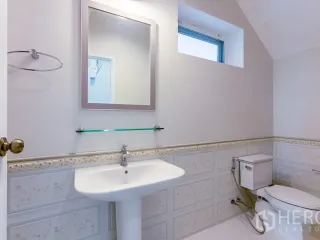 For rent 4 ベッドルーム house in Bang Na, Bangkok