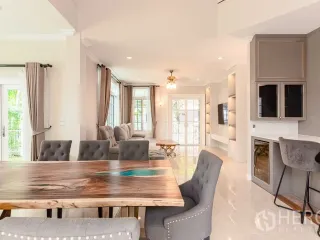 For rent 4 ベッドルーム house in Bang Na, Bangkok