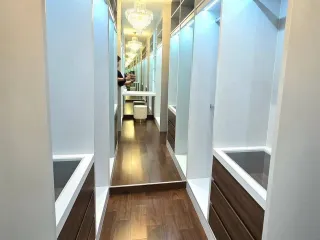 出租 和 出售 4 卧室 独立屋 在 Lat Krabang, 曼谷