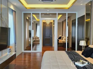 出租 和 出售 4 卧室 独立屋 在 Lat Krabang, 曼谷