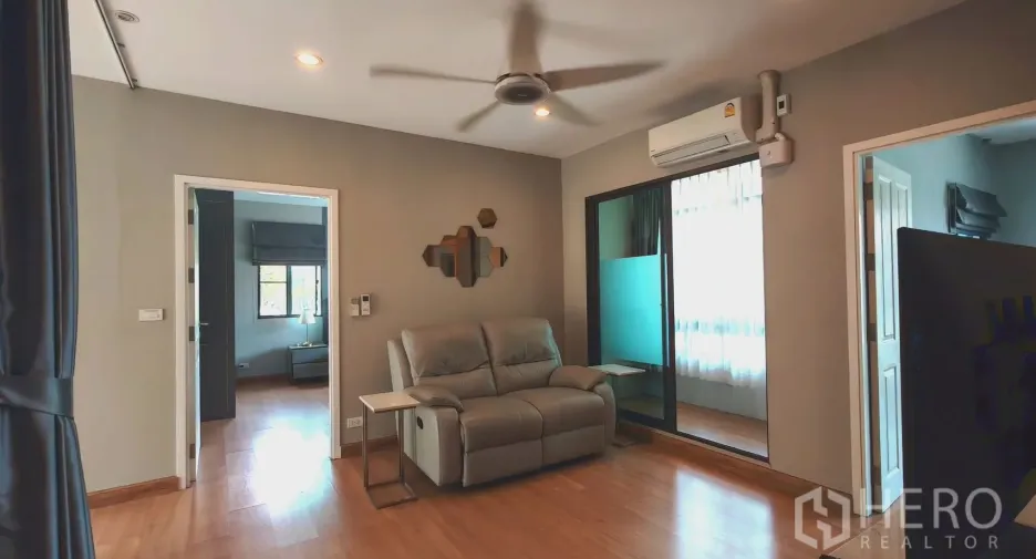 For rent and for sale 3 bedrooms house in Bang Phli, Samut Prakan