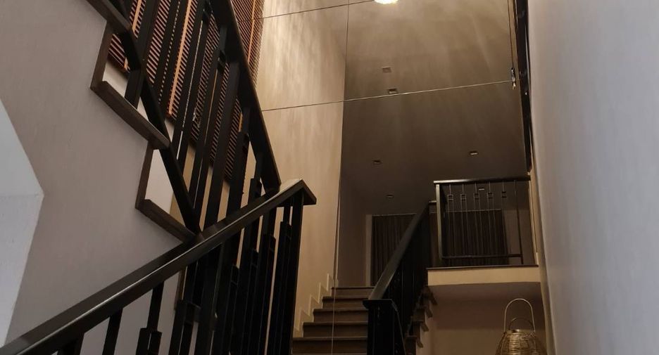 For rent 3 ベッドルーム house in Saphan Sung, Bangkok