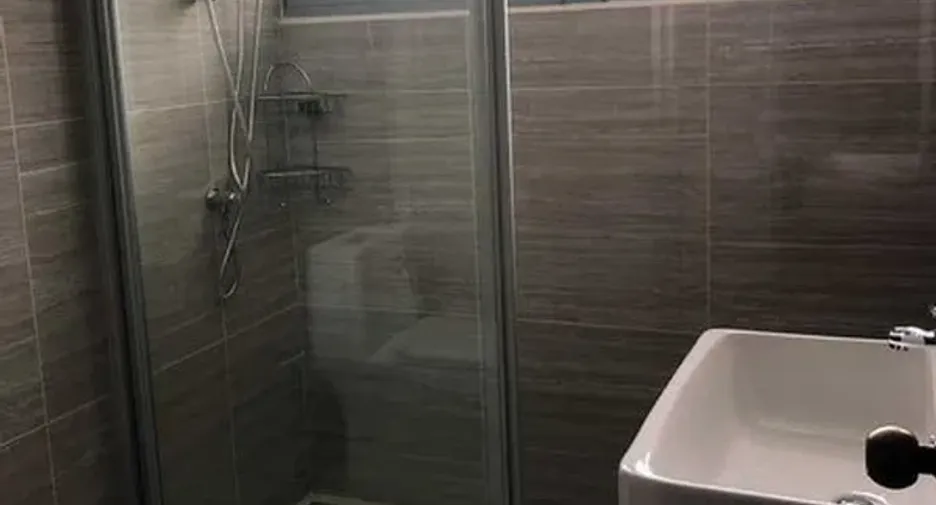 For rent 6 bedrooms house in Phra Khanong, Bangkok