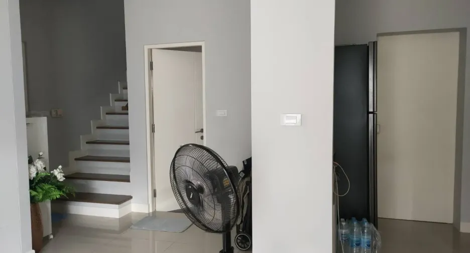 出租 和 出售 3 卧室 独立屋 在 Lam Luk Ka, Pathum Thani