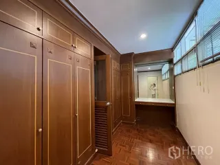 出租 4 卧室 独立屋 在 Chatuchak, 曼谷