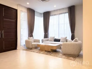 出租 4 卧室 独立屋 在 Bang Khen, 曼谷