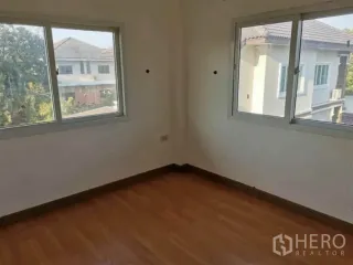 For sale 3 bedrooms house in Min Buri, Bangkok