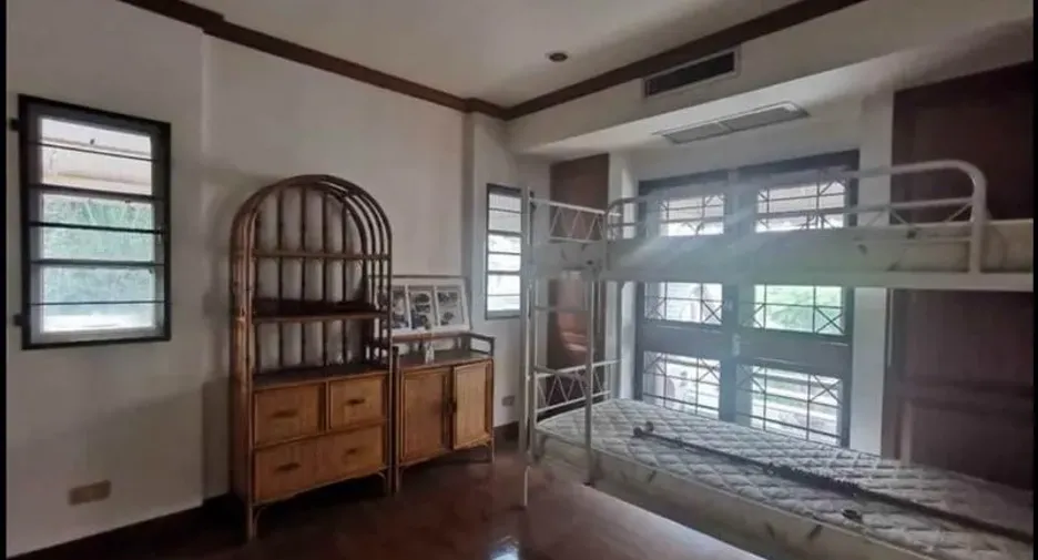 Haus zum Kauf mit 3 Zimmer in Min Buri, Bangkok