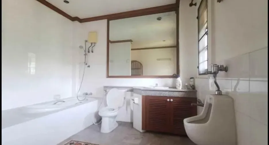 Haus zum Kauf mit 3 Zimmer in Min Buri, Bangkok