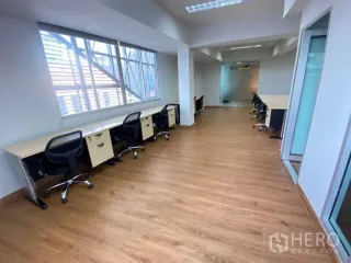 Аренда офис в Щаттхана, Бангкок
