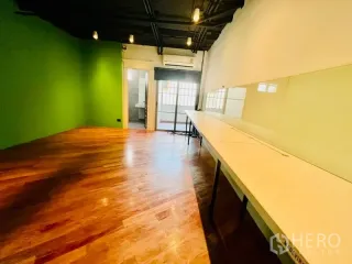 出租 办公室 在 Khlong Toei, 曼谷