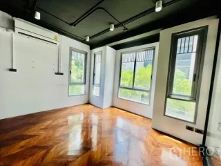 出租 办公室 在 Khlong Toei, 曼谷