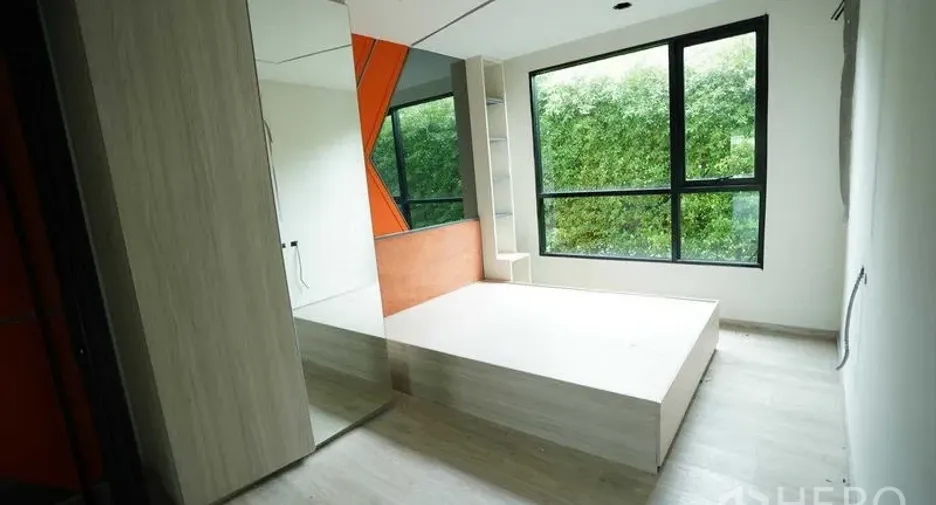 For rent retail Space in Phra Khanong, Bangkok