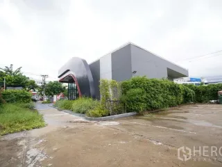 出租 商业空间 在 Phra Khanong, 曼谷