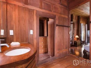 For rent 5 ベッドルーム house in Bang Na, Bangkok