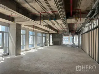 出租 商业空间 在 沙吞, 曼谷