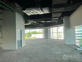 出租 商业空间 在 沙吞, 曼谷