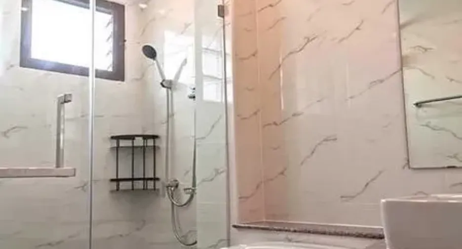 For rent 4 bedrooms house in Sathon, Bangkok