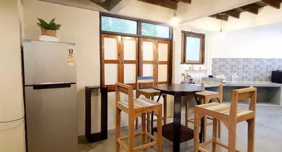 For rent 2 bedrooms house in Ratchathewi, Bangkok