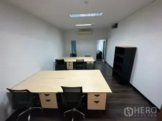 出租 办公室 在 Khlong Toei, 曼谷