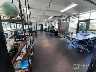 Аренда офис в Кхлонг Тоеи, Бангкок