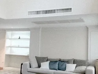 Reihenhaus zur Miete mit 4 Zimmer in Khlong Toei, Bangkok