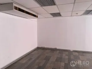 Büro zur Miete in Khlong Toei, Bangkok
