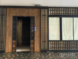 Local comercial en alquiler en Watthana, Bangkok