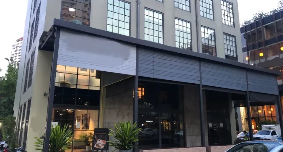 Local comercial en alquiler en Khlong Toei, Bangkok