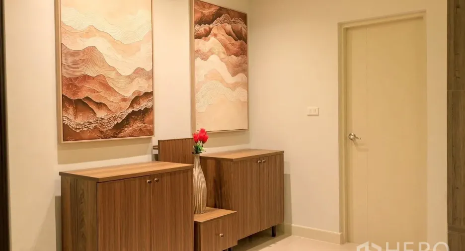 For rent and for sale 4 bedrooms townhouse in Bang Phli, Samut Prakan