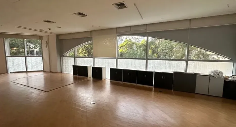 For rent office in Pathum Wan, Bangkok