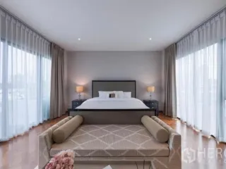 Haus zum Kauf mit 4 Zimmer in Watthana, Bangkok