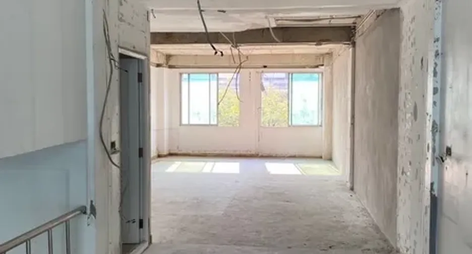 For rent office in Bang Rak, Bangkok