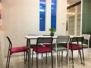 For rent 4 bedrooms townhouse in Sathon, Bangkok