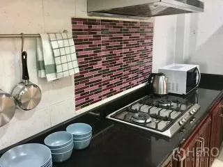 For rent 4 bedrooms townhouse in Sathon, Bangkok