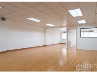Büro zur Miete in Sathon, Bangkok