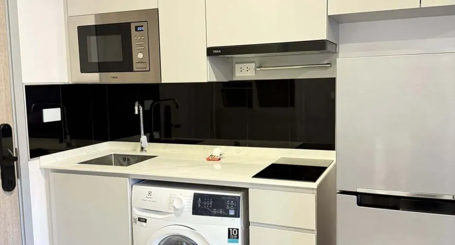 For sale and for rent studio condo in Huai Khwang, Bangkok