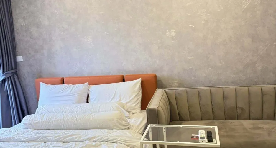 For sale and for rent studio condo in Huai Khwang, Bangkok