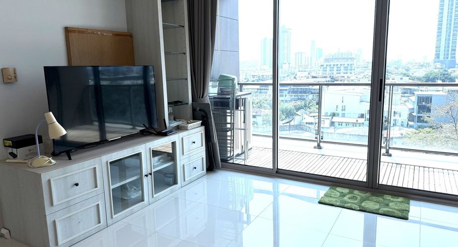 For rent 1 bed condo in Yan Nawa, Bangkok