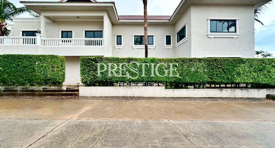 For rent 4 bedrooms house in Bang Lamung, Chonburi