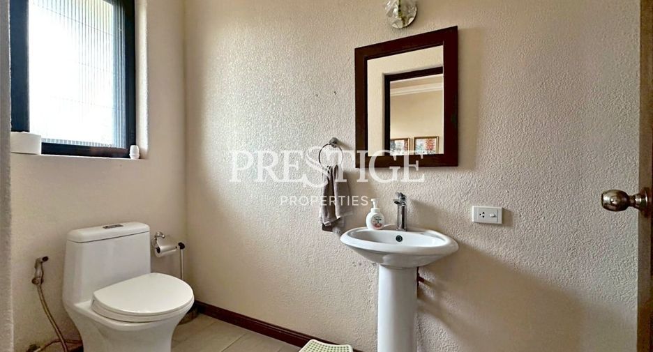 For rent 4 bedrooms house in Bang Lamung, Chonburi