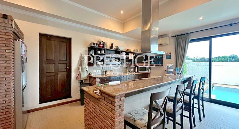 For rent 4 bedrooms house in Bang Lamung, Chonburi