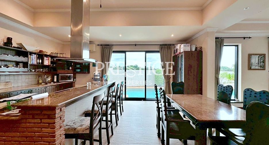 For rent 4 bedrooms house in Bang Lamung, Chonburi